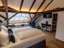 Goldener Engl Boutiquehotel, hotel v destinácii Hall in Tirol