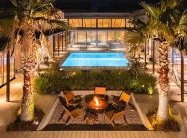 SEA-LIFE TSURIGASAKI Heated Pool & Sauna & Jacuzzi Chiba Ichinomiya Rental Villa