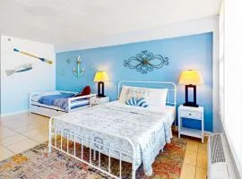 Daytona Beach Club 320 - Daytona Dreamin'