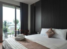 Petit Hotel, hotel cu piscine din Thu Dau Mot