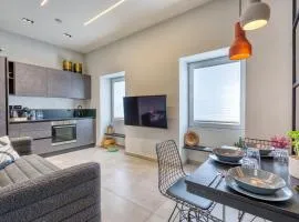 Stylish 1-Bedroom Apartment Just 5 Minutes from Valletta by Ferry