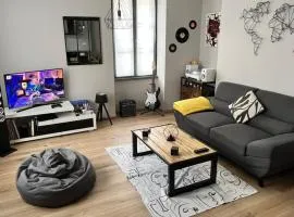 Maison rénovée au cœur d Eymet 2 chambres cozy et central