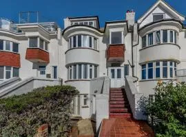 3 Bed in Bexhill On Sea oc-bt037