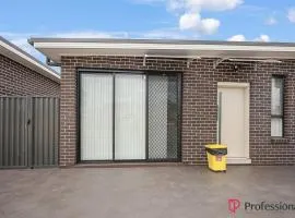 Lovely Studio Close to Cabramatta & Liverpool City