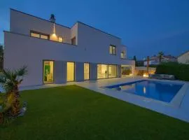 Villa SIA with private pool