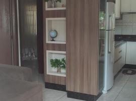 Casa com Varanda Gourmet – hotel w mieście Brusque