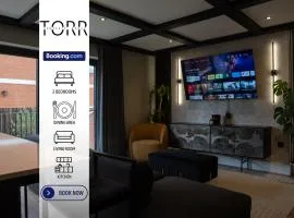 Stylish 3BDR House By Torr Property Group Short Lets & Serviced Accommodation With Private Garden & Free Parking Worcester