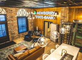 The Heist - Newberry's Premier Place to Stay, hotelli kohteessa Newberry