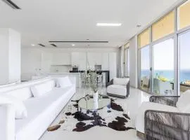 Villa Belle Azure by PikHost