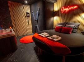 Grey's Room - Suite Sensuelle - SPA privatif, hotel di Pia