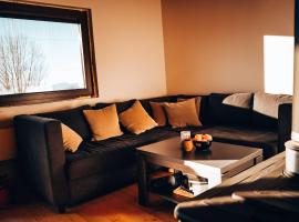 The Emperor of the Forest, hotel di Timotijevići