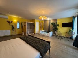 Le Bovary Hotel Suite Safari, hotel en Héron