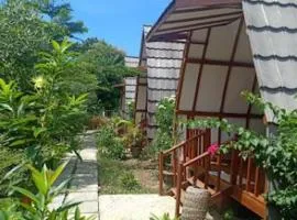 Villa Raflesh Inn By Four G