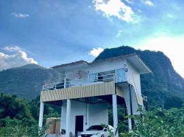 บ้านสวนจมูกโต، فندق في Ban Pha Mi