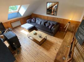 Loft des Cimes - Evasion en montagne avec local vélo privé, hotel a Cornimont
