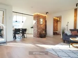 "Dat Nordische Huus" - Hyggelige Ferienwohnung, Balkon, Glasfaser-Internet, Wallbox