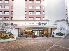 B&B HOME Rueil-Malmaison Gare, hotel i Rueil-Malmaison