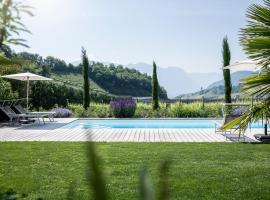 Kardonighof Kaltern, hotel a Caldaro