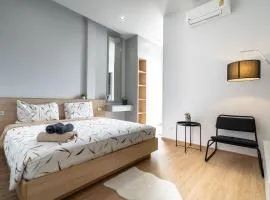 COMFORTABLE RENOVATED 2BR TownHouse5 MonkeyHill