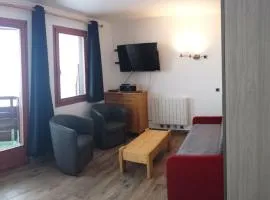 Résidence Saboïa A Courchevel skis aux pieds