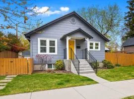 Walkable North End Home with Free Bikes