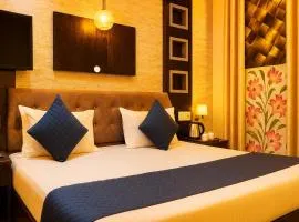 Hotel Rajnandani Palace - Premium Comfort Near Shri Ram Mandir