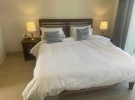 Villa - Sleeps 2 - Pool - Parking