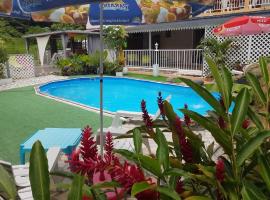 Charmant studio avec vue jardin à Morne-à-l'Eau, 30 m², Hotel in Morne-à-lʼEau