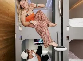 Urban Nomad Potts Point - 18 to 39 only