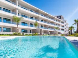 Luxury 3-Bedroom Apartment near Dona Ana Beach