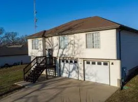 Lafayette's Landing near Fort Wood