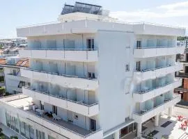 HOTEL SETTIBI 20m dalla spiaggia