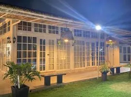 Benido Farm - Glass House