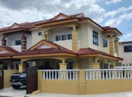 Homestay Tasnim Bertam 5 Rooms Corner lot