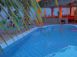 H&ocirc;tel &eacute;vasion p&ecirc;che djilor &icirc;le sine saloum, hotel con alberca en Fatick