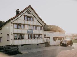 Quiet exclusive house for 6 people, hotel a Brülisau