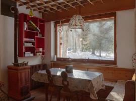 Prali Ski House - 4beds - Parking - Garden، فندق في برالي