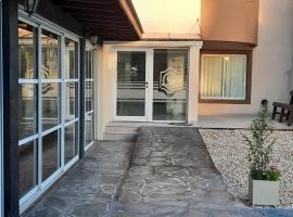 Hotel Mutual de Suboficiales de la PFA y PCBA - LAS TONINAS, Hotel in Las Toninas