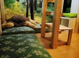 Highlight-children's play area in the enjoyable renovated apartment! Terrace-park, indoor pool, sauna, ski, PingPang, tennis, table-football, free parking