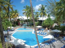 Marina View, hotell med pool i Les Trois-&Icirc;lets