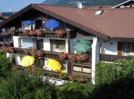 T13 Ferienwohnungen Schenk, hotel v destinácii Oberstdorf