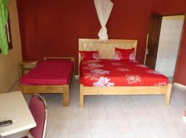 Viesnīca hotel royal baobab pilsētā Darou Rhamane