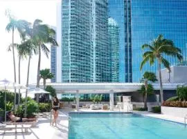 Hotel AKA Brickell