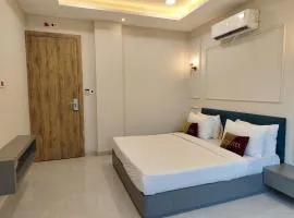 Aceotel Select Virat, Dewas Naka