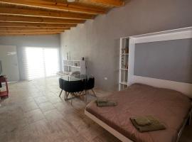 Monoambiente de Playa, Hotel in Camarones