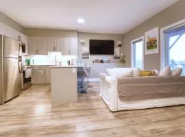 1 Bed - King size Nature to City Getaway