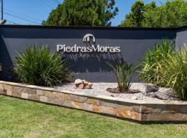 Piedras Moras cabañas, hotel en Almafuerte