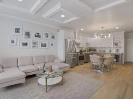 Elegant 2BR-2BA Spacious Escape with Rooftop Near NYC