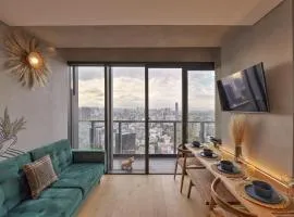 Tierra Maiz Suite Luxury downtown loft