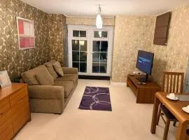 Two Bedrooms homely Apartment sleeps four comfortably with two double beds and and Free parking on private drive for one car or van plus more free street parking as well For business travellers contractors and holiday goers Near all major transport links